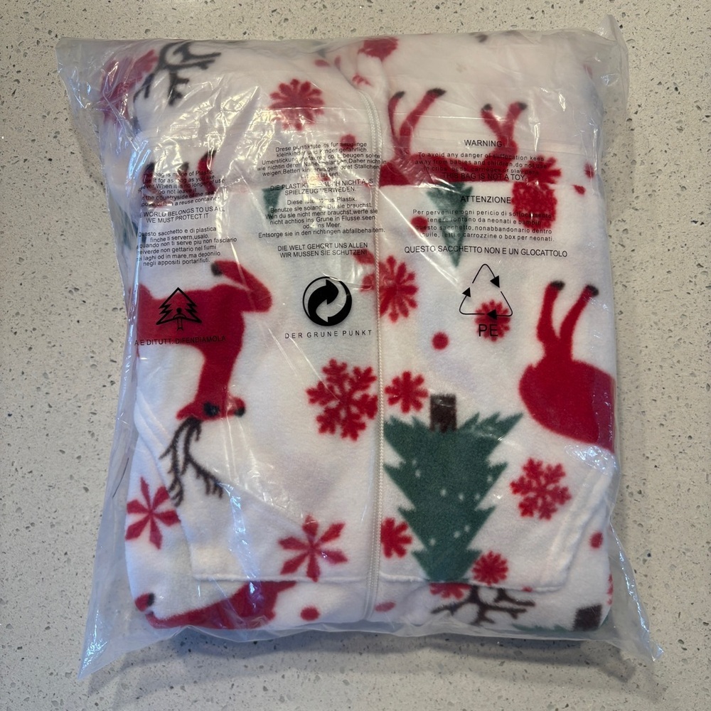 Festive Hooded Onesie with Reindeer and Tree Print Fleece Pajamas - Picture 4 of 5